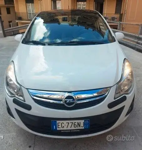 Opel Corsa 2011 photo 4