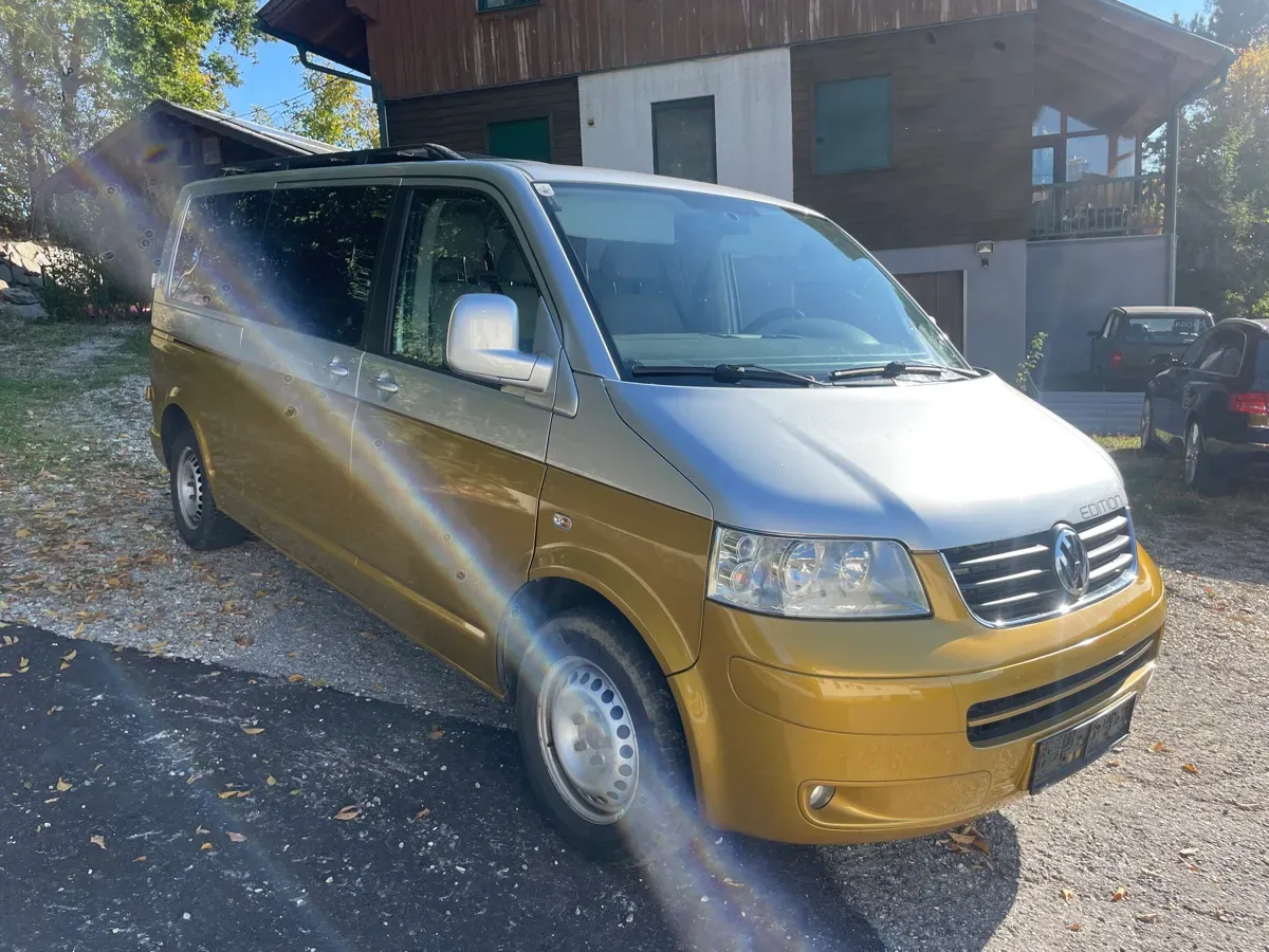 Volkswagen T5 2008 photo 2