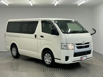 Toyota Hiace 2023 photo 2