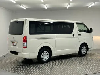 Toyota Hiace 2023 photo 4