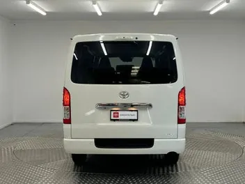 Toyota Hiace 2023 photo 5