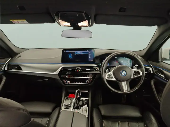 BMW 5 Series 2022 photo 4