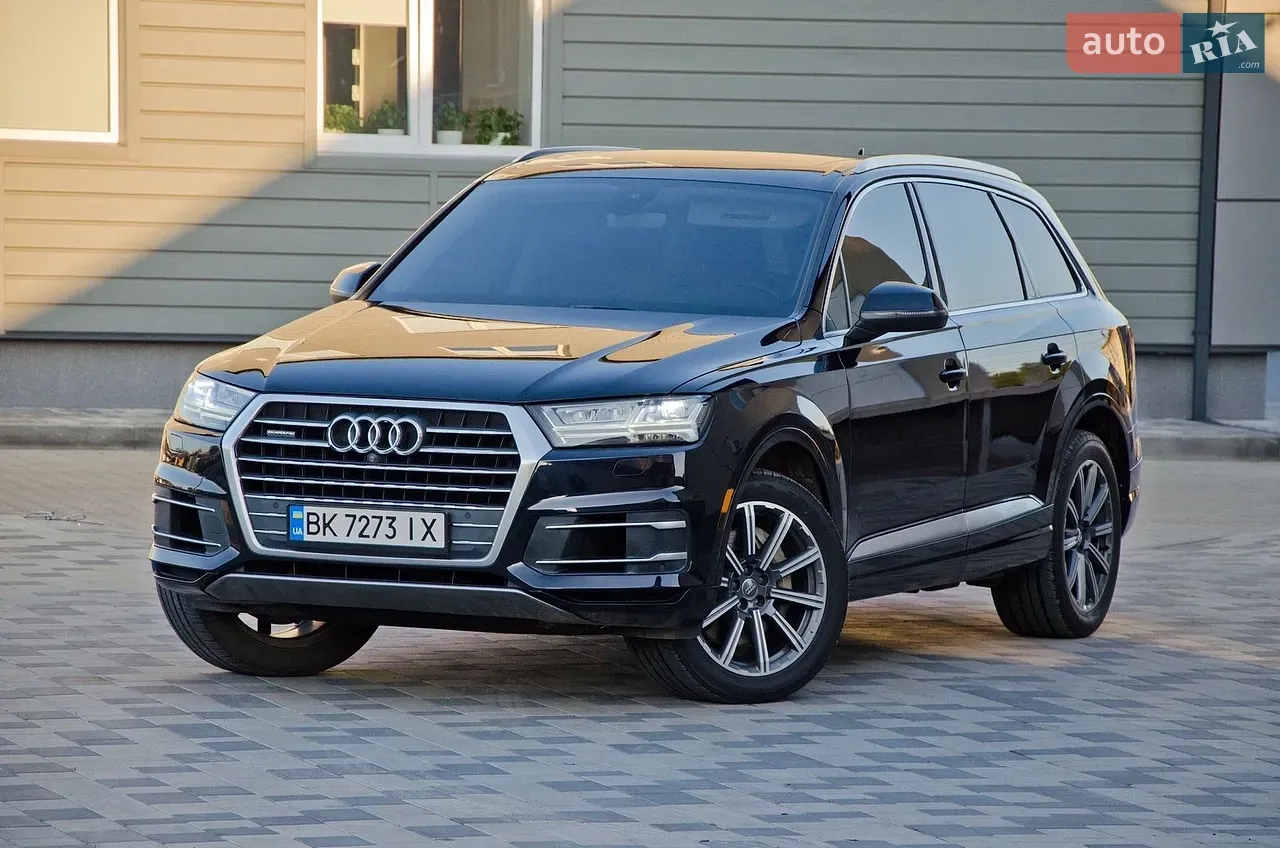 Audi Q7 2016 photo 2
