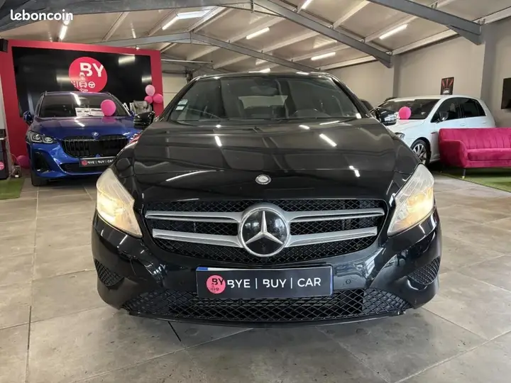 Mercedes-Benz A-Class 2012 photo 5