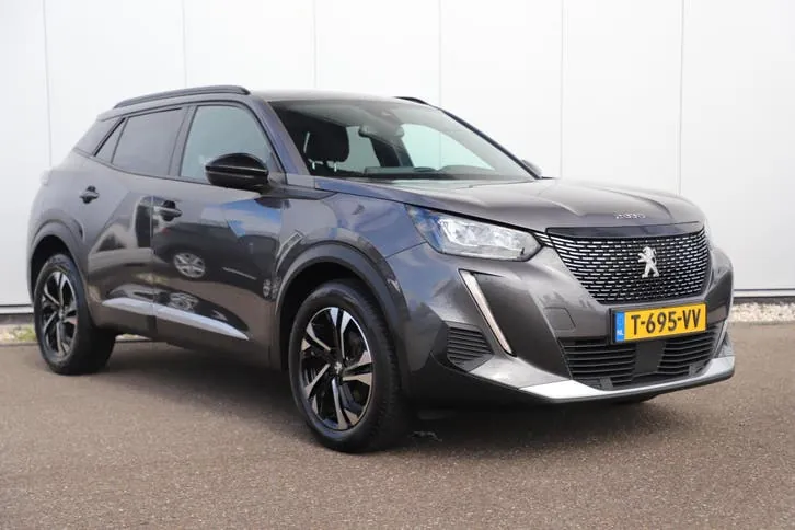 Peugeot 2008 2023 photo 3