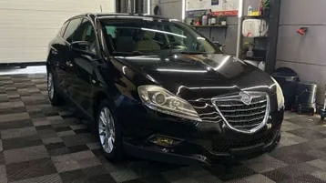 Lancia Delta 2011 photo 2