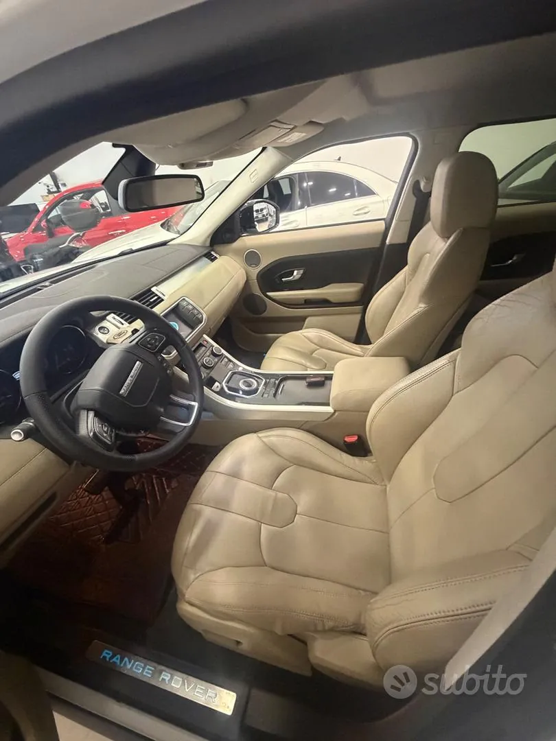 Land Rover Range Rover Evoque 2014 photo 5