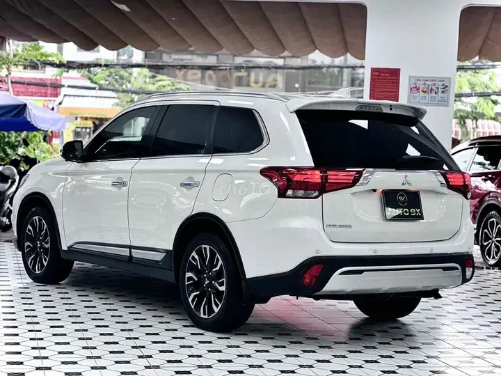 Mitsubishi Outlander 2020 photo 5