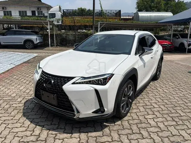 Lexus Ux200