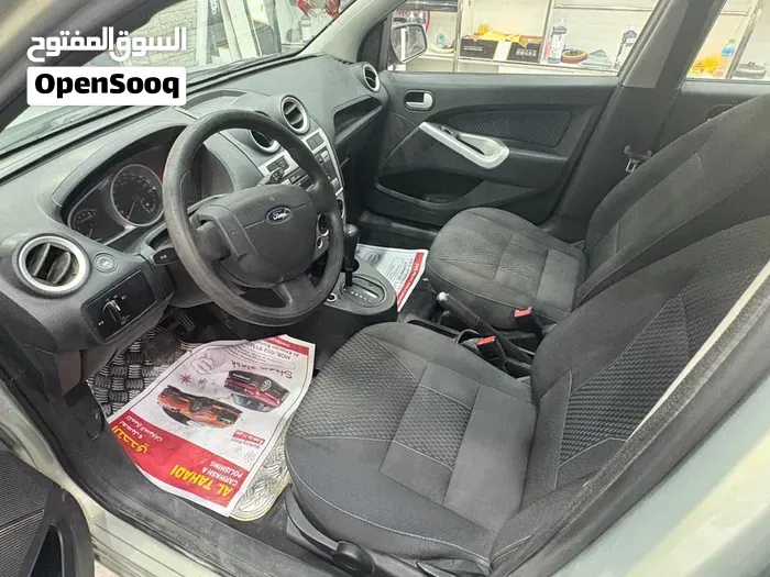 Ford Figo 2015 photo 3