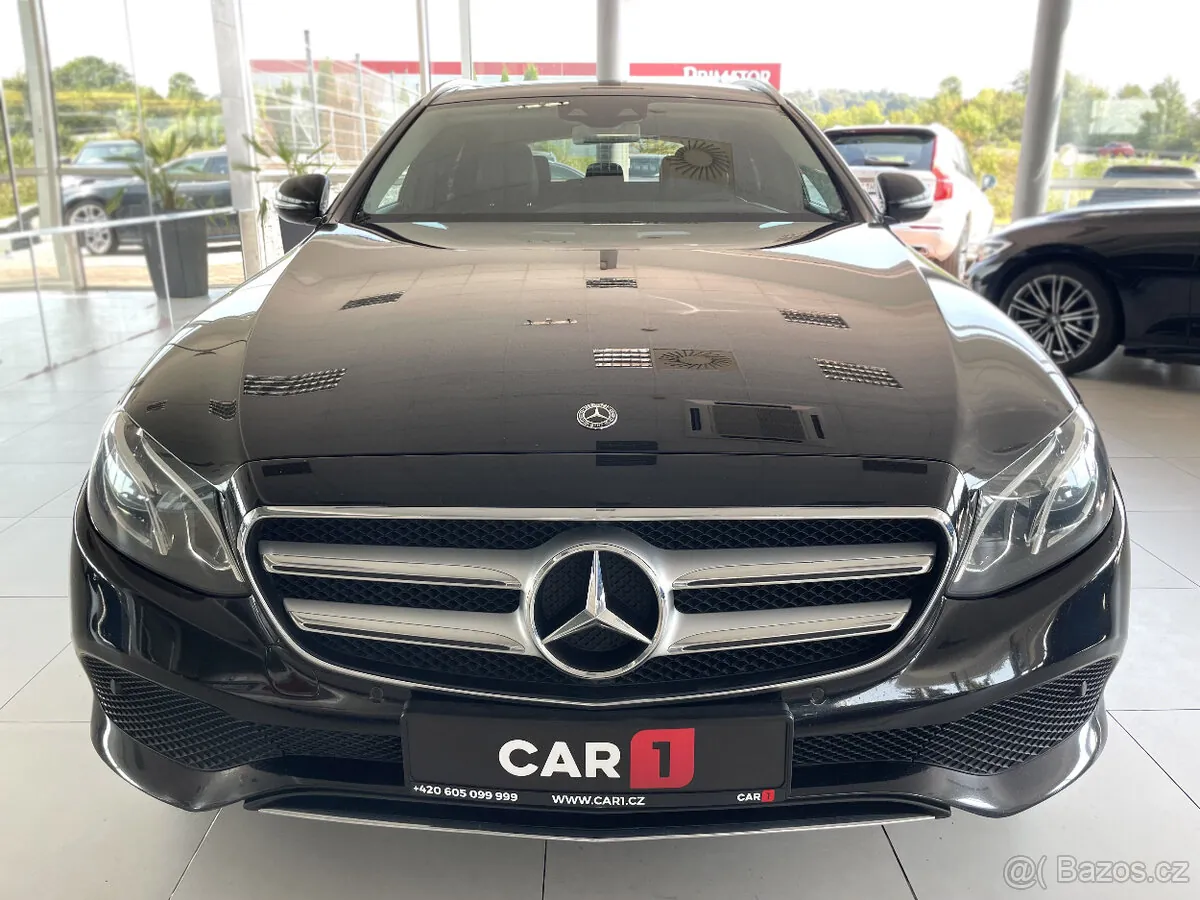 Mercedes-Benz E 220D