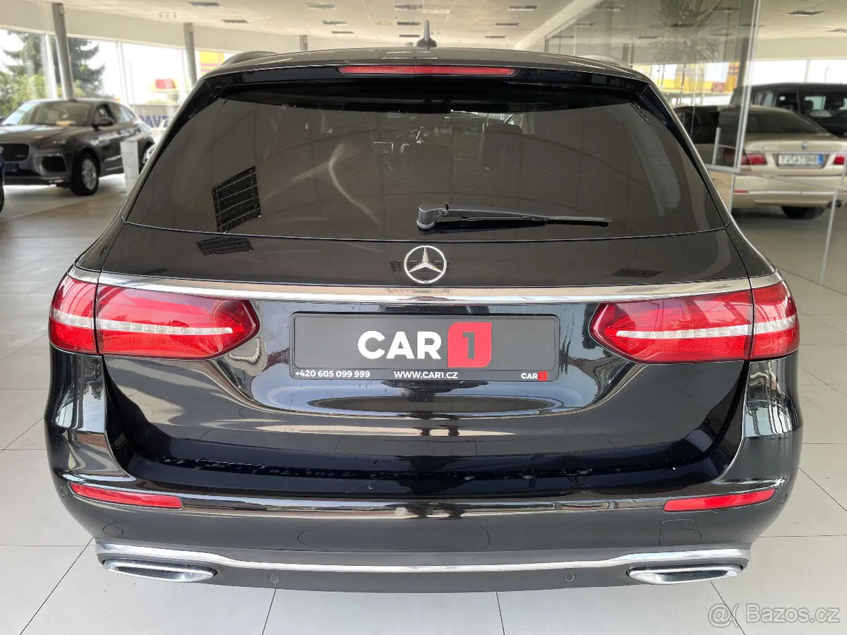 Mercedes-Benz E 220D 2017 photo 3