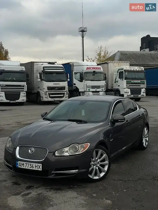 Jaguar Xf