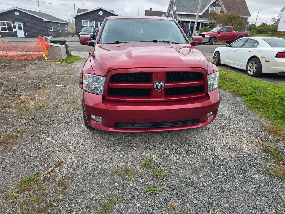 Ram 1500 Sport 2009 photo 2