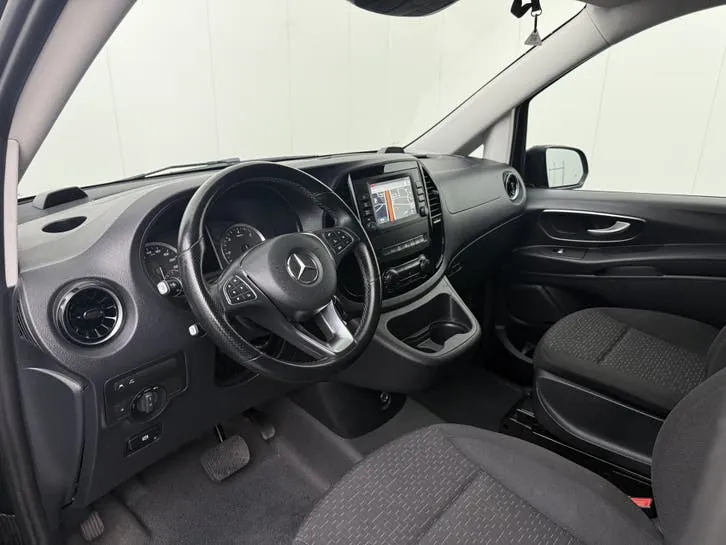 Mercedes-Benz Vito 2022 photo 3
