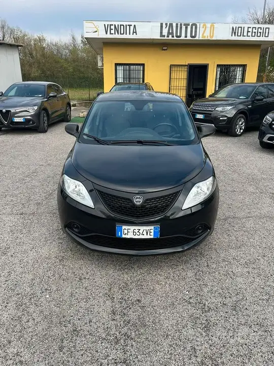 Lancia Ypsilon 2021 photo 3
