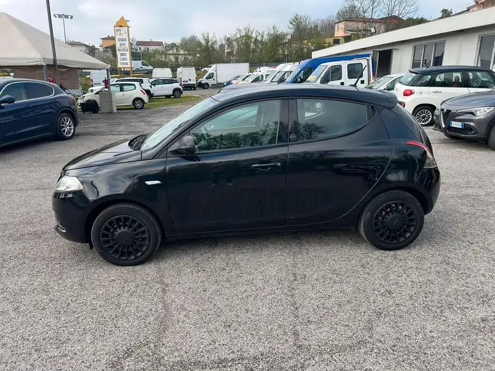 Lancia Ypsilon 2021 photo 5