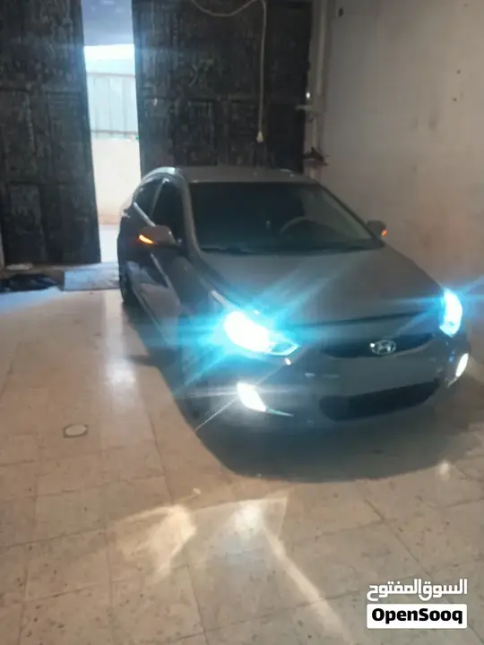 Hyundai Accent 2018 photo 4