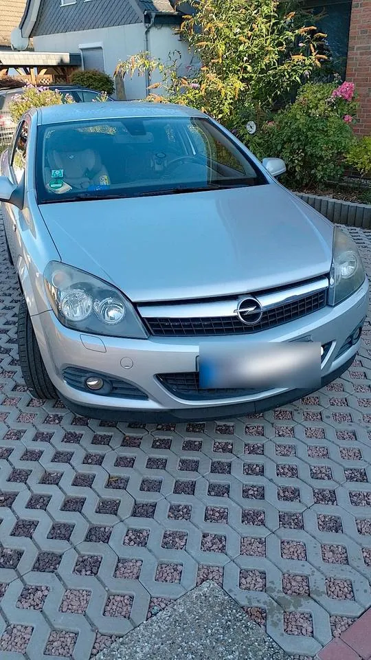 Opel Astra H