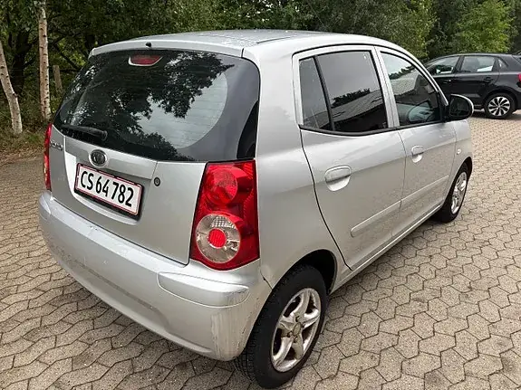 Kia Picanto 2008 photo 4
