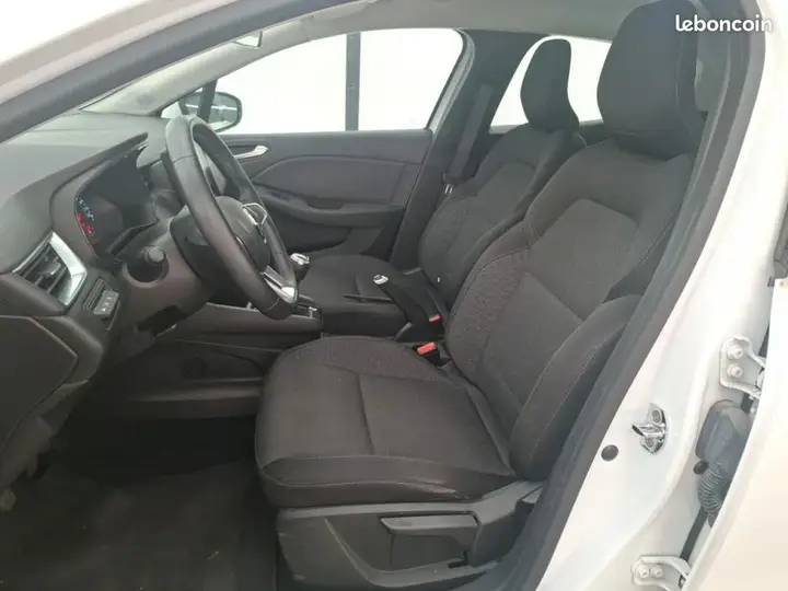 Renault Clio 2022 photo 4
