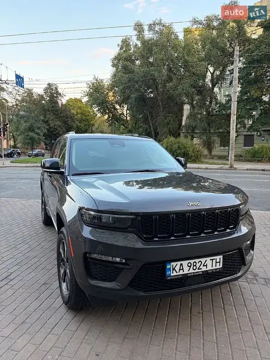 Jeep Grand Cherokee 2022 photo 2