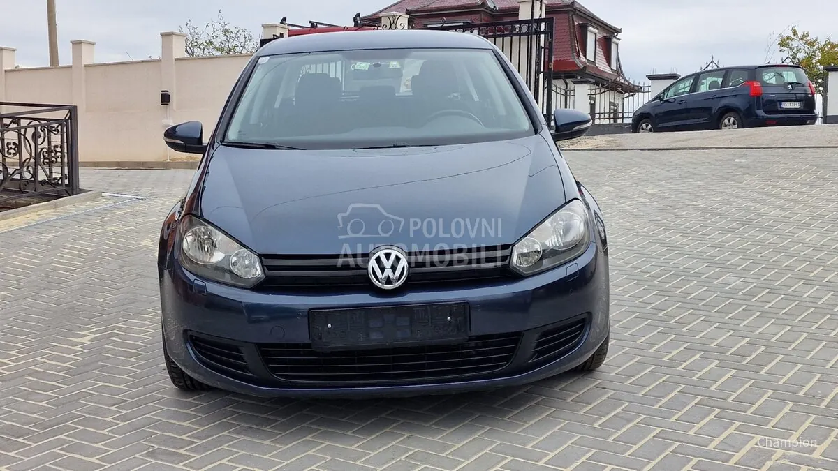 Volkswagen Golf 2010 photo 2
