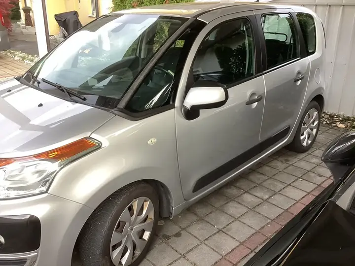 Citroen C3 Picasso 2011 photo 3
