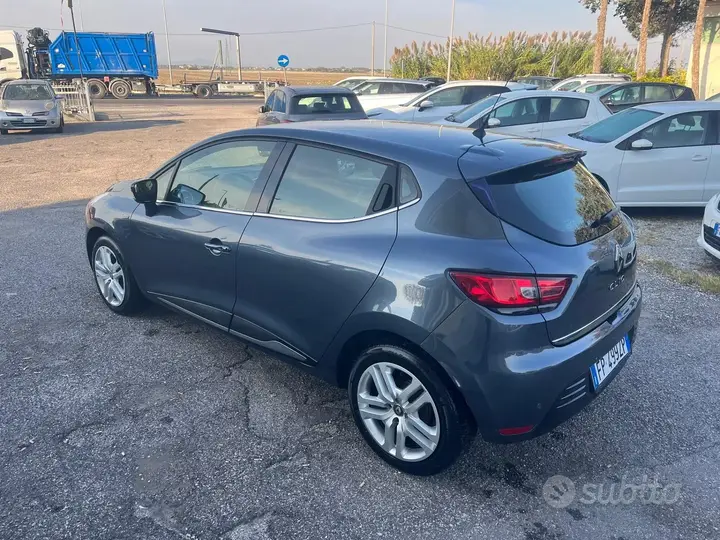 Renault Clio 2018 photo 3