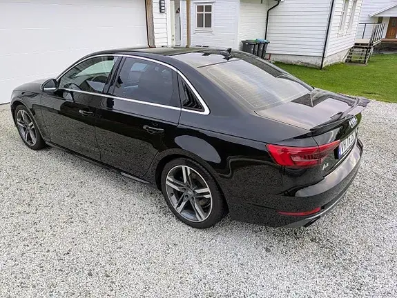 Audi A4 2016 photo 3