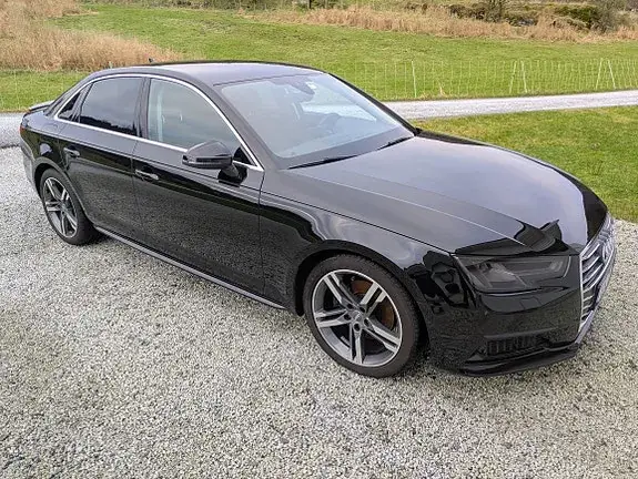 Audi A4 2016 photo 4