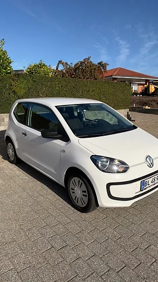 Volkswagen Up 2015 photo 3