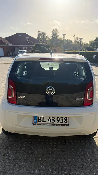 Volkswagen Up 2015 photo 5