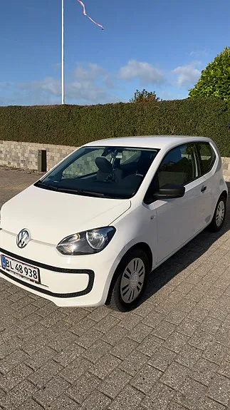 Volkswagen Up 2015 photo 2