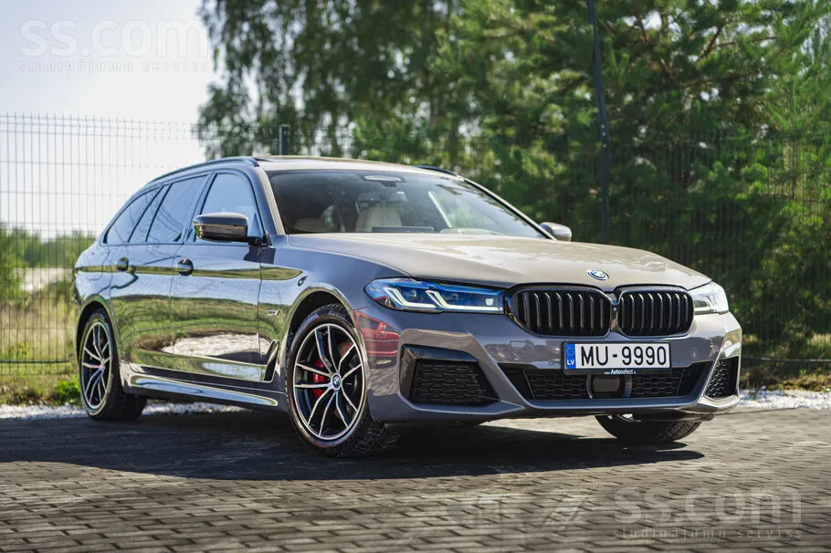 BMW 530E 2022 photo 3
