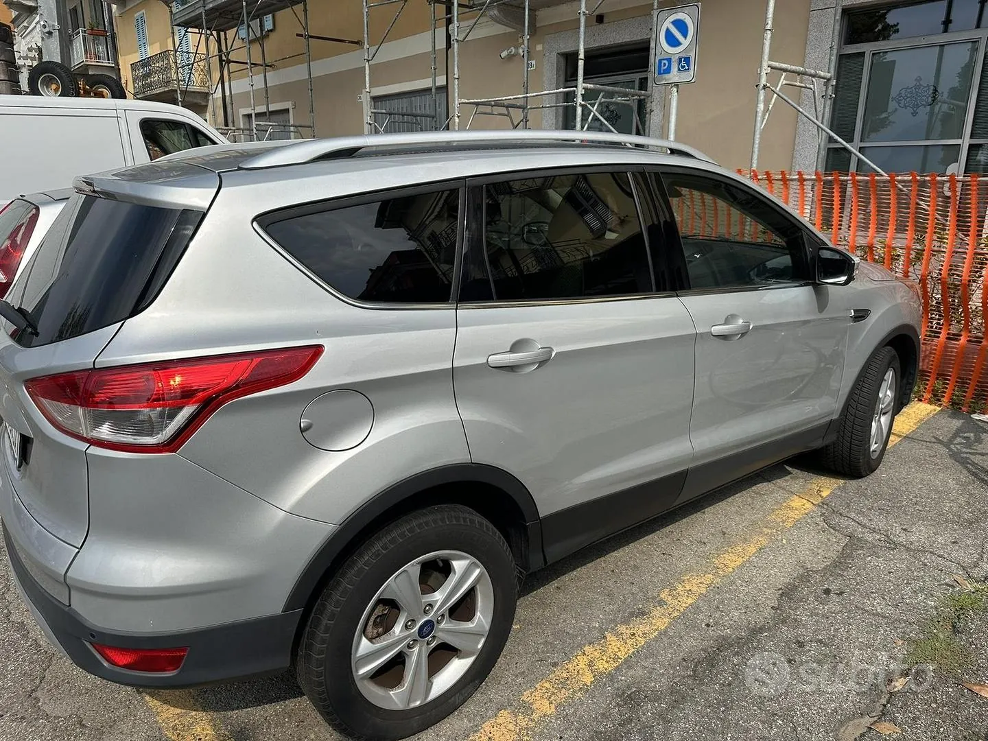 Ford Kuga 2016 photo 2