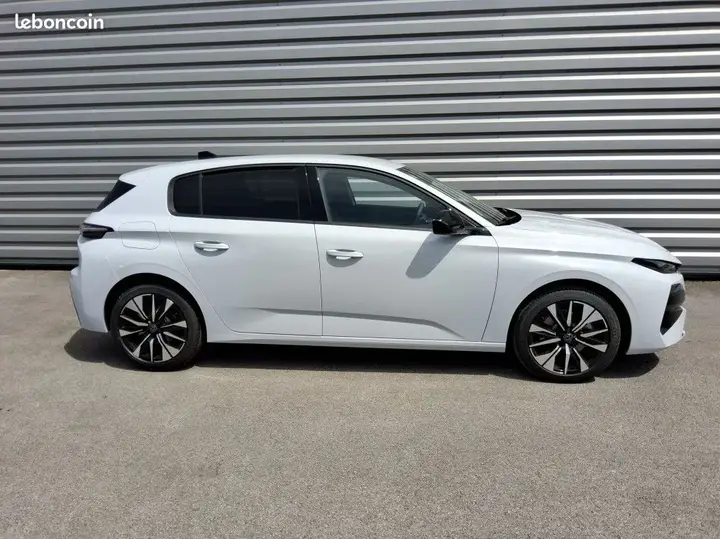 Peugeot 308 2026 photo 4