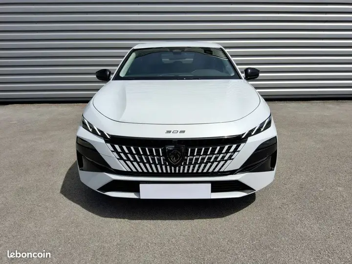 Peugeot 308 2026 photo 2