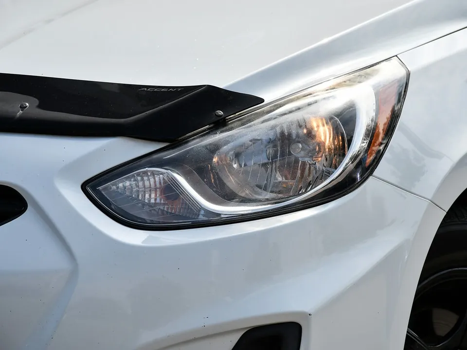 Hyundai Accent 2013 photo 5