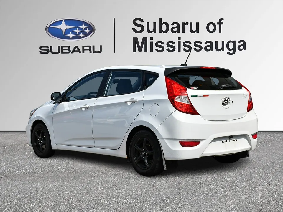 Hyundai Accent 2013 photo 4