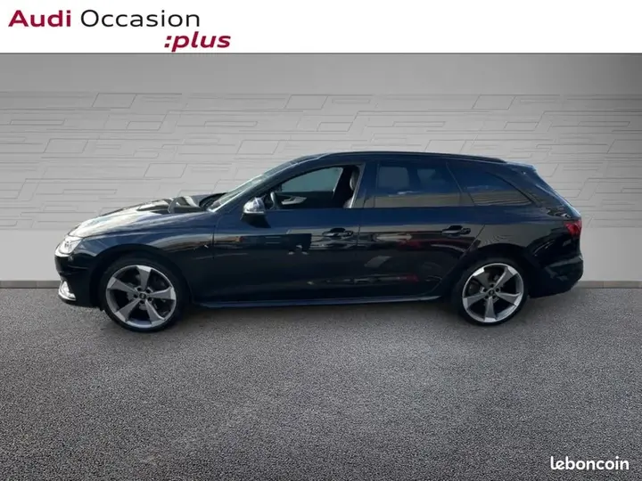 Audi A4 2022 photo 2