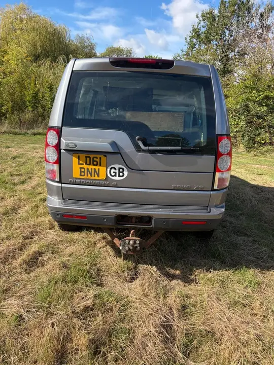 Land Rover Discovery 4 2011 photo 3