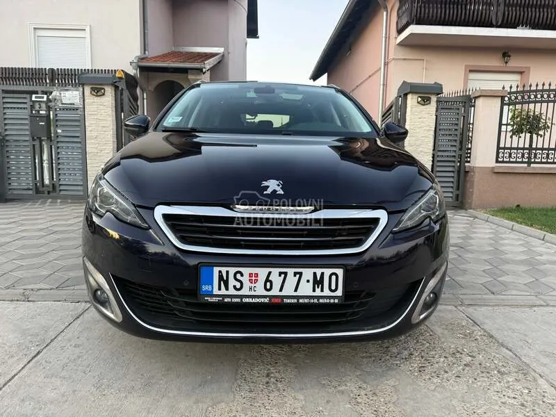 Peugeot 308 2015 photo 5