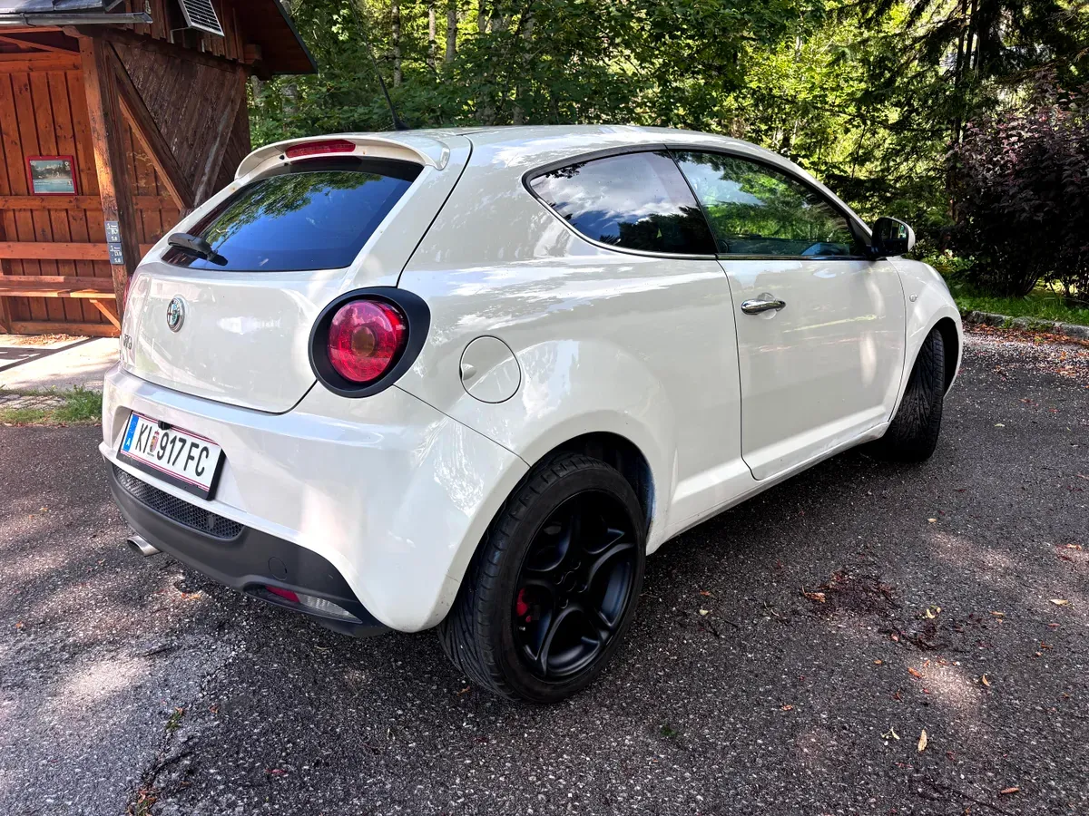 Alfa Romeo Mito 2009 photo 3