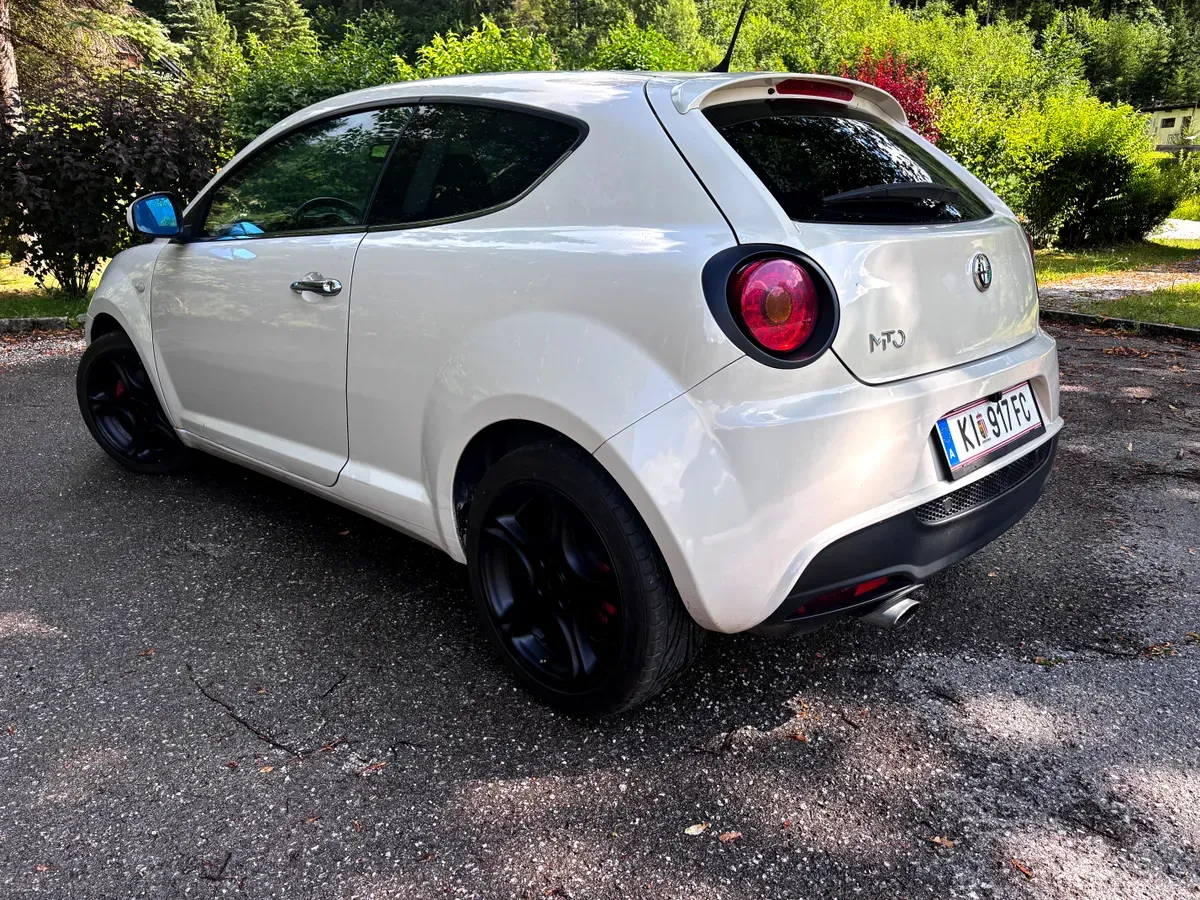 Alfa Romeo Mito 2009 photo 2