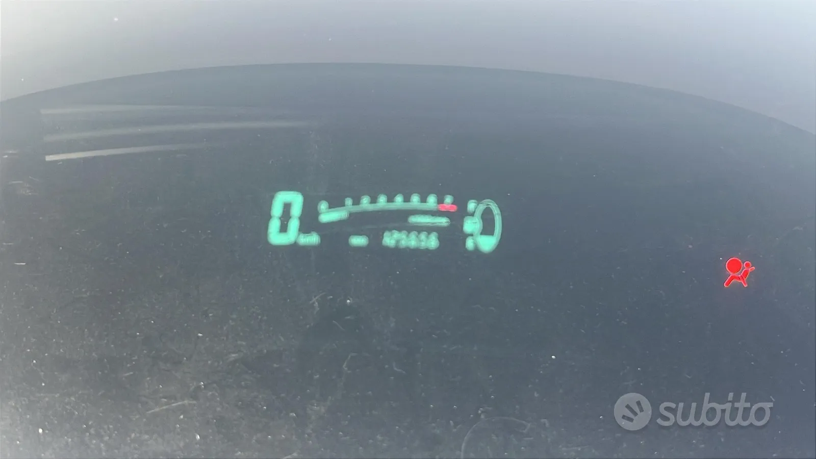 Toyota Yaris 1999 photo 2