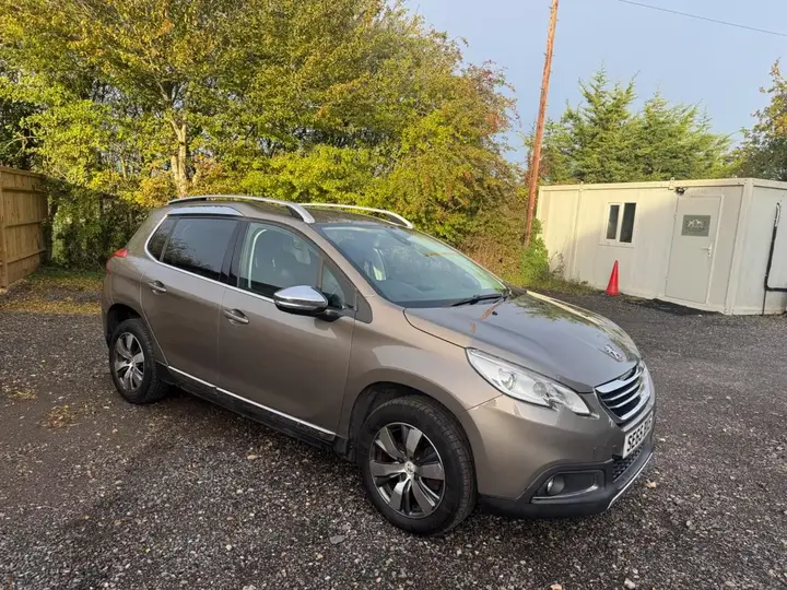 Peugeot 2008 2015 photo 5