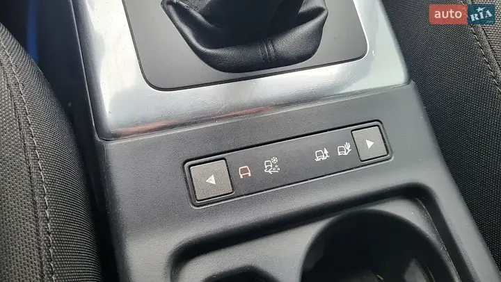 Land Rover Freelander 2012 photo 5