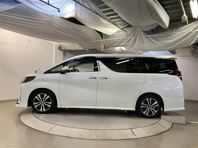 Toyota Alphard 2019 photo 4