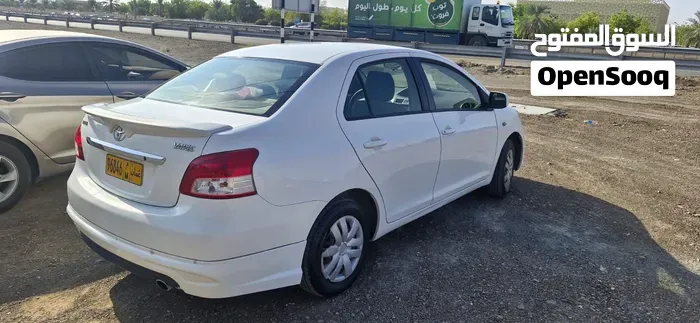 Toyota Yaris 2013 photo 4
